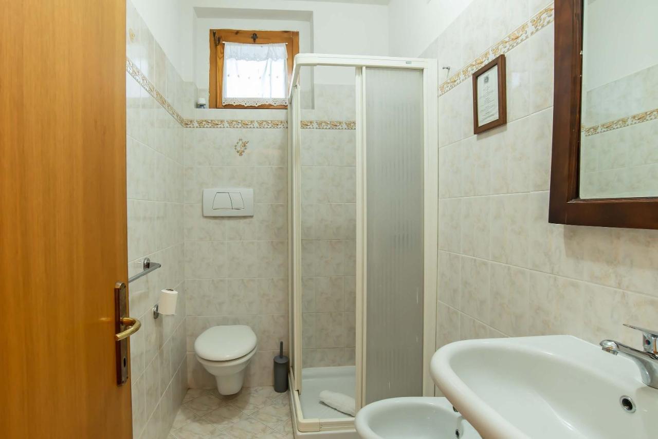 Residenza Di Campagna Montelleri Hotel Викио Екстериор снимка