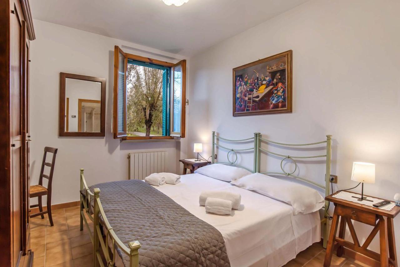 Residenza Di Campagna Montelleri Hotel Викио Екстериор снимка
